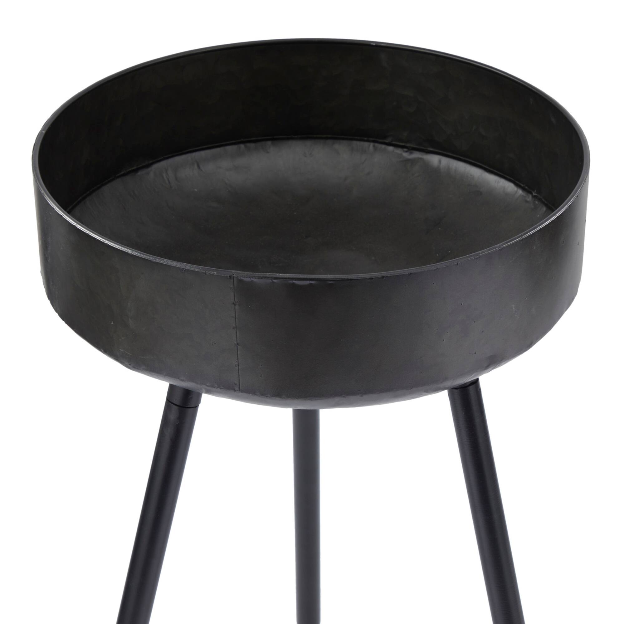 Set of 2" Black Metal Modern Planter, 20" x 20" x 20"